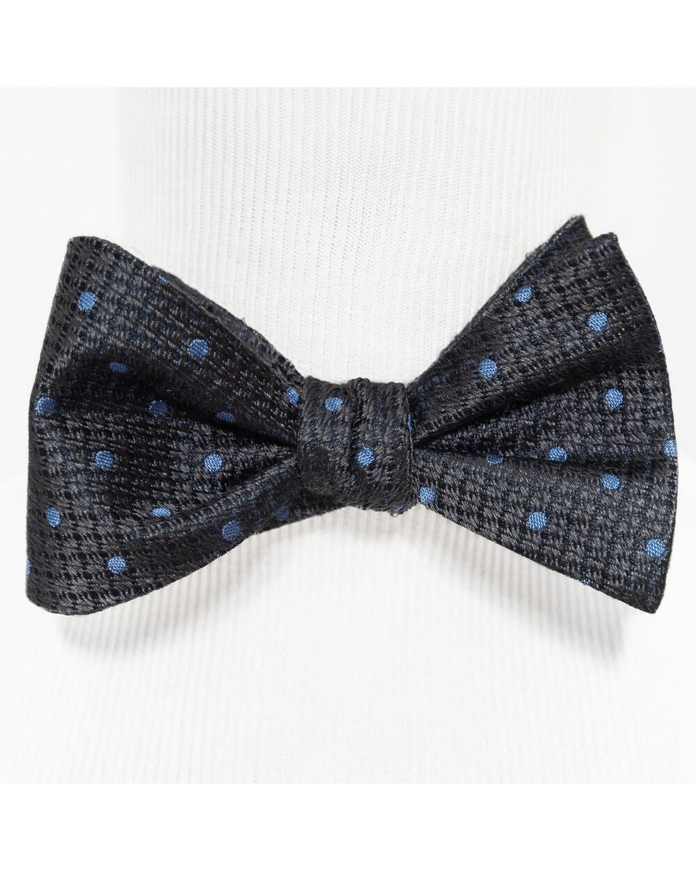 New Daniel Cremieux Gray Polka Dot 100% Silk Self Tie Bow Tie Bowtie